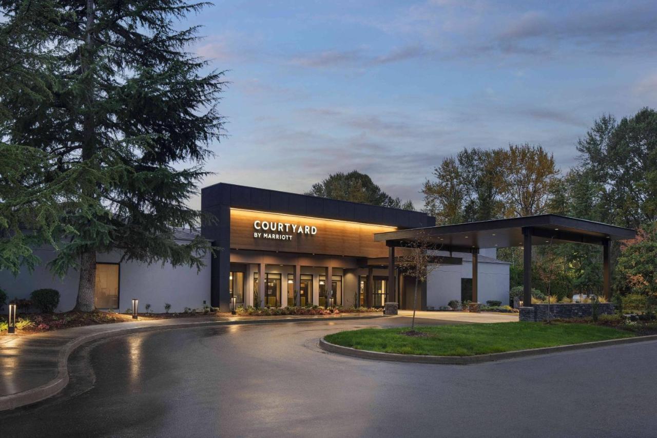 Courtyard Seattle Southcenter Hotel Tukwila Exterior photo